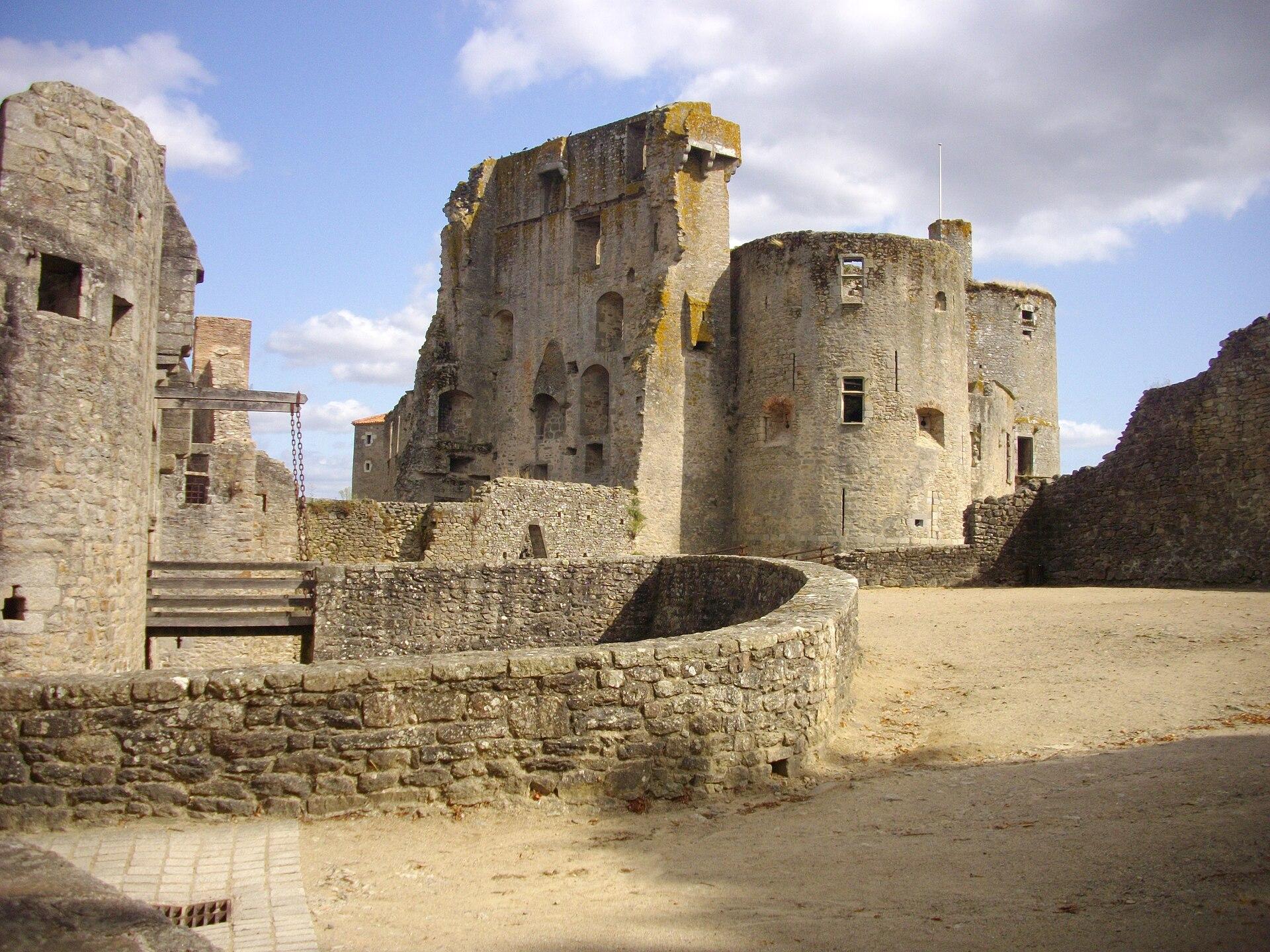 Château de Clisson, photo 4