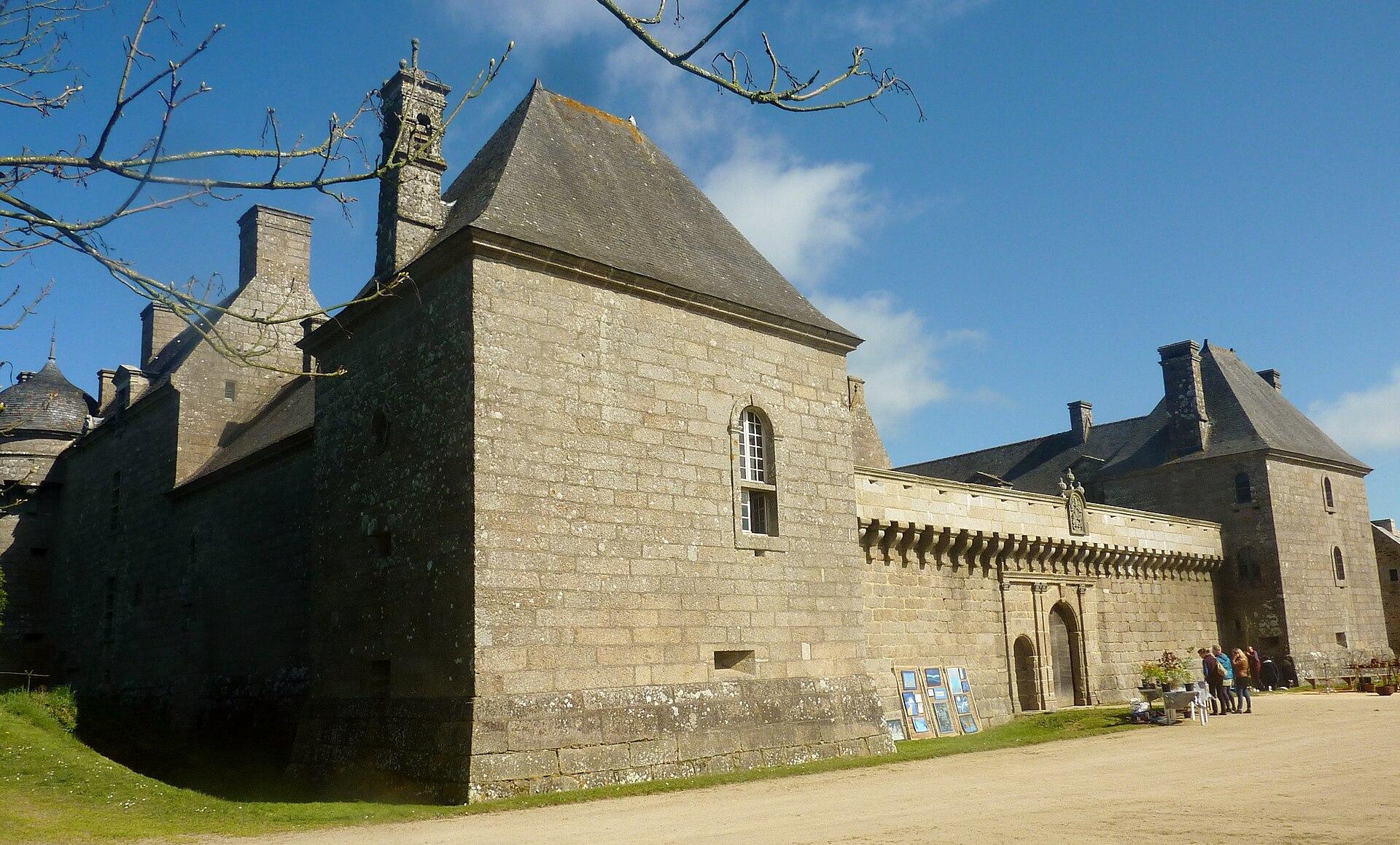 Château de Kergroadez, photo 2