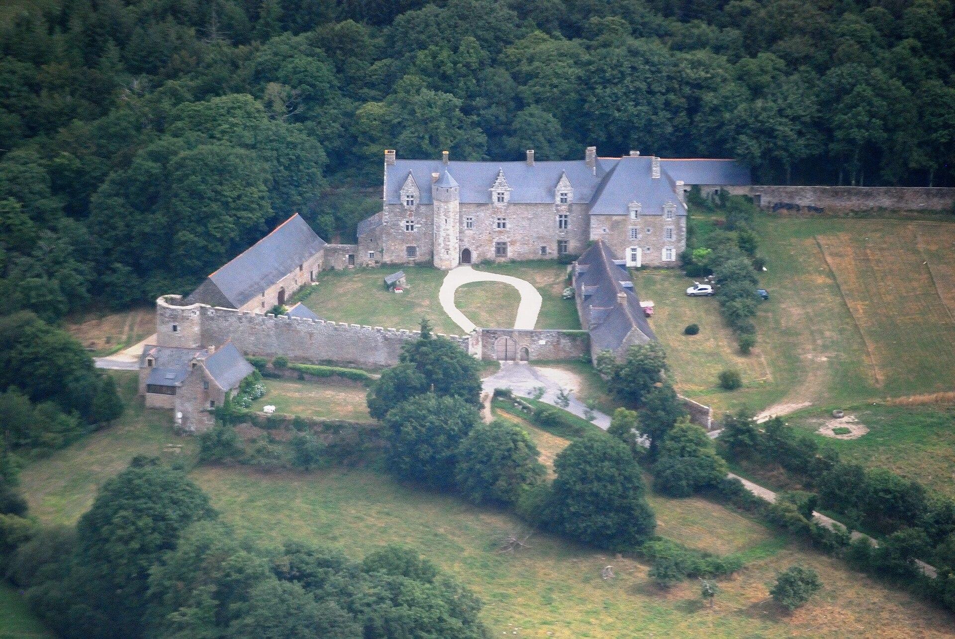 Manoir fortifié du Plessis-Josso, photo 4