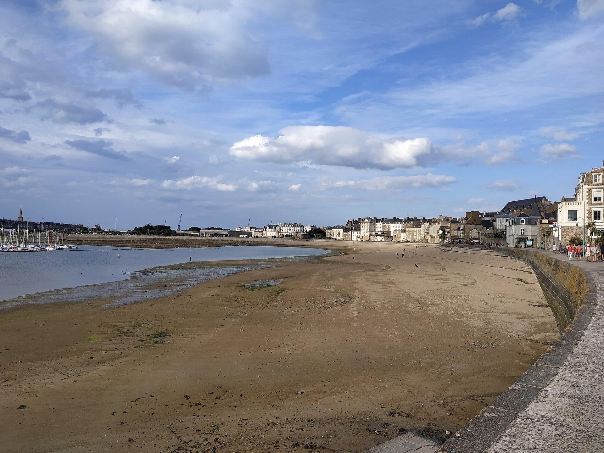 Plage des Bas-Sablons, photo 2