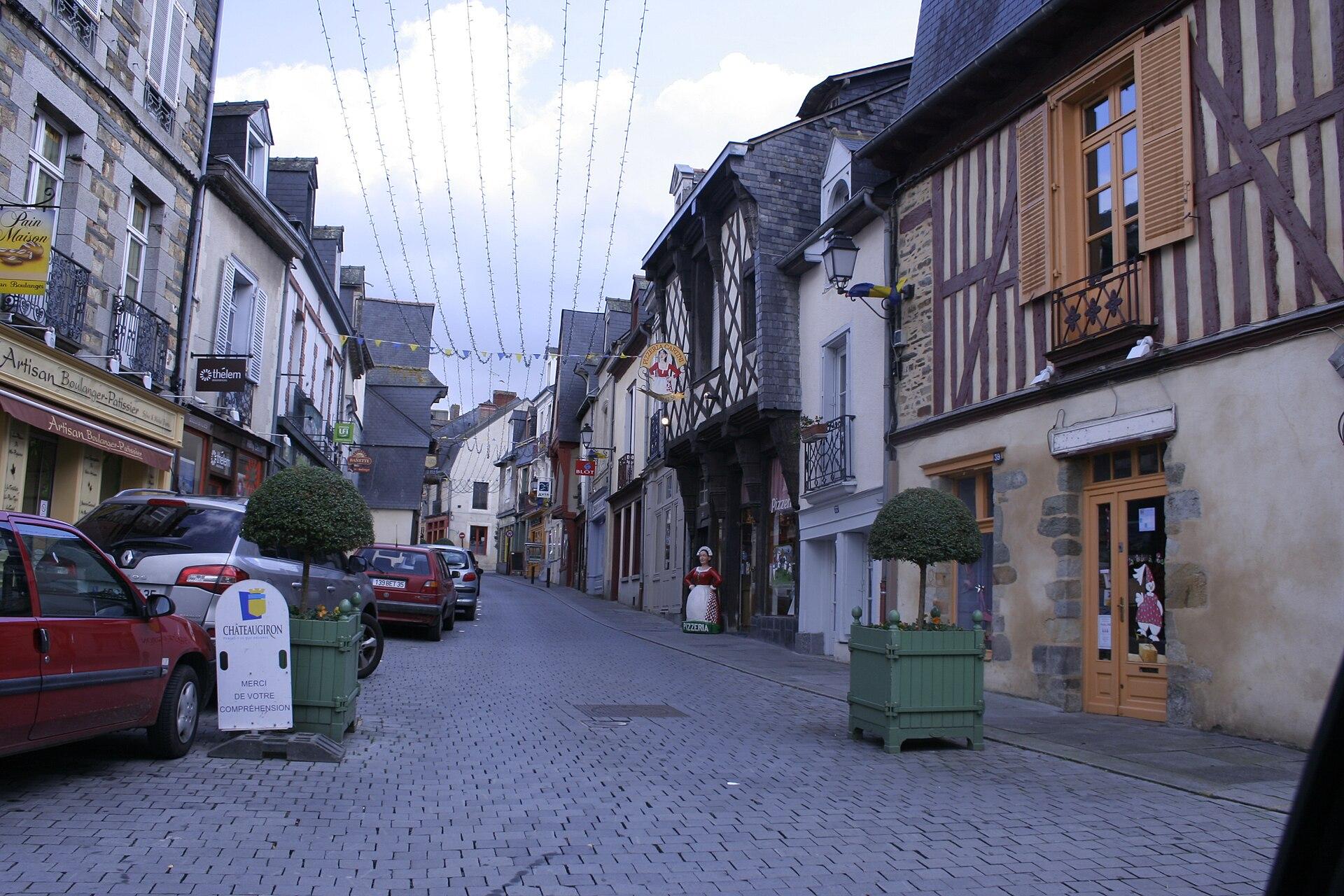 Châteaugiron, photo 4